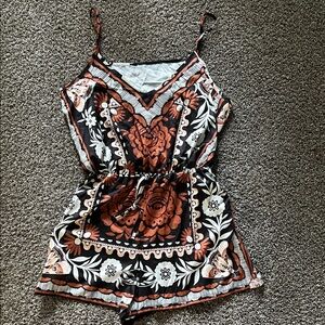 Floral Patterned Romper